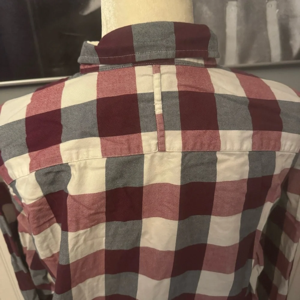 Banana Republic Men’s Burgundy Gray Checkered Flannel Button Down Shirt Size L